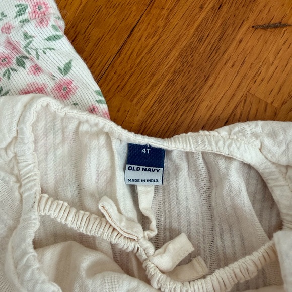 Girls Spring Outfit - Picture 2 of 4